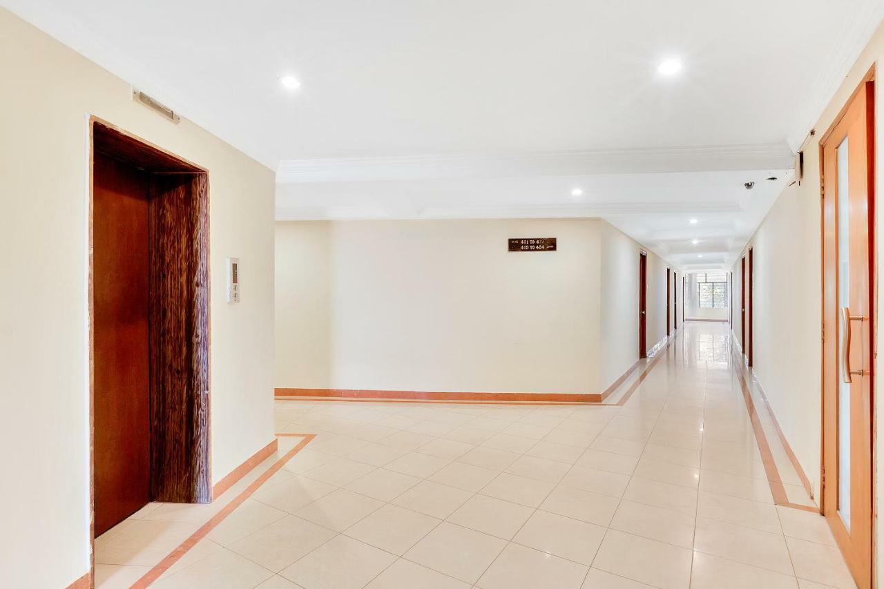 Oyo 10534 Hotel Kanishka Bangalore Exteriör bild