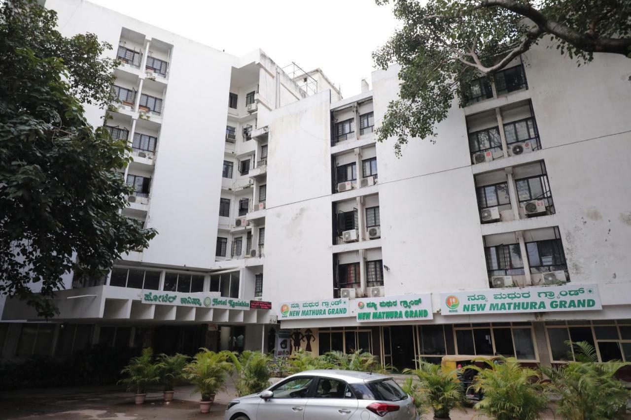 Oyo 10534 Hotel Kanishka Bangalore Exteriör bild